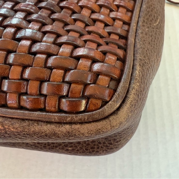 Cosci Hand Made in Italy Elegant Brown Woven Crossbody Bag - Picture 7 of 16